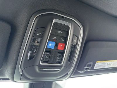 2026 Jeep Grand Cherokee — photo 16 view