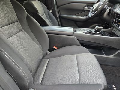 2024 Nissan Rogue — photo 9 view
