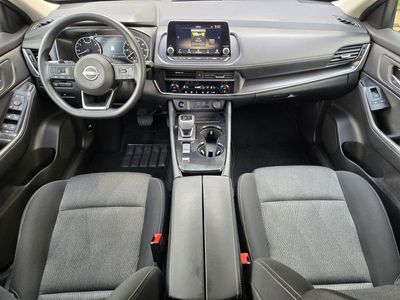 2024 Nissan Rogue — photo 18 view