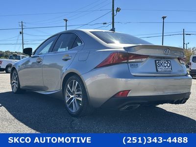 2018 Lexus IS - Photo 16