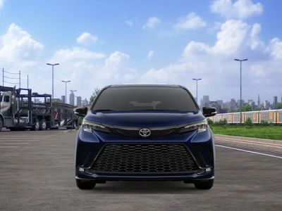 2026 Toyota Sienna - Photo 2