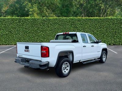 2017 GMC Sierra 1500 — rear three-quarter view