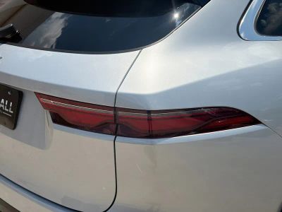 2022 Jaguar F-PACE — photo 25 view