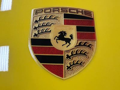 2025 Porsche 718 Cayman — photo 12 view