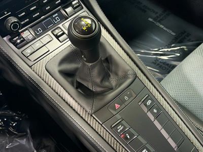 2025 Porsche 718 Cayman — photo 24 view