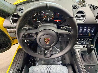 2025 Porsche 718 Cayman — photo 34 view