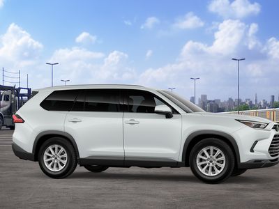 2026 Toyota Grand Highlander Hybrid - Photo 15