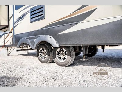 2018 KZ Durango 1500 - Photo 10