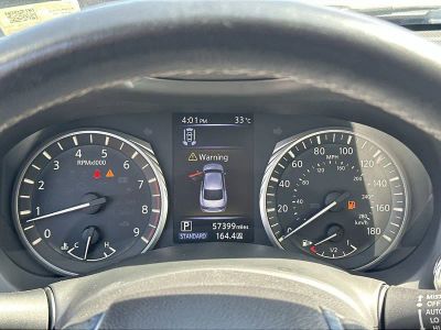 2022 INFINITI Q50 — photo 10 view