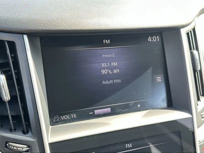 2022 INFINITI Q50 — photo 12 view