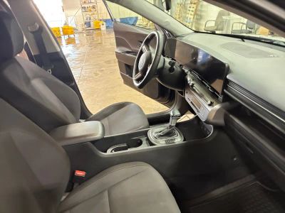 2025 Hyundai Kona — photo 15 view
