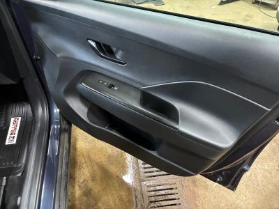 2025 Hyundai Kona — photo 21 view
