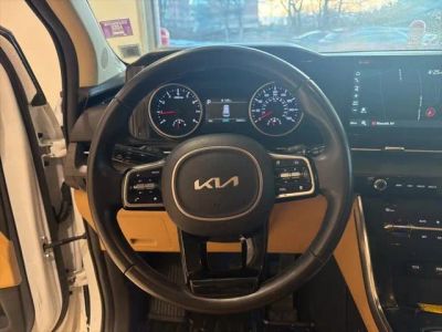 2022 Kia Carnival EX - Photo 18