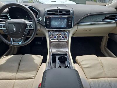2019 Lincoln Continental — photo 15 view
