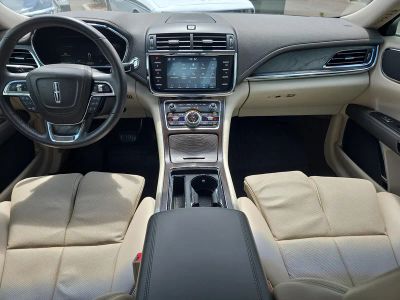 2019 Lincoln Continental — photo 13 view