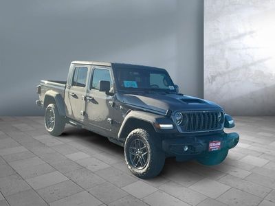 2026 Jeep Gladiator — photo 8 view