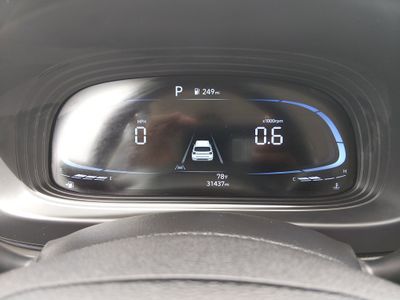 2025 Hyundai Venue - Photo 14