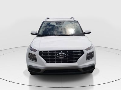 2025 Hyundai Venue - Photo 2