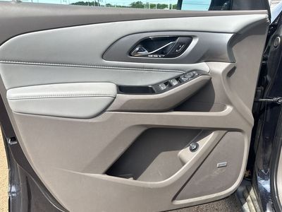 2020 Chevrolet Traverse - Photo 6
