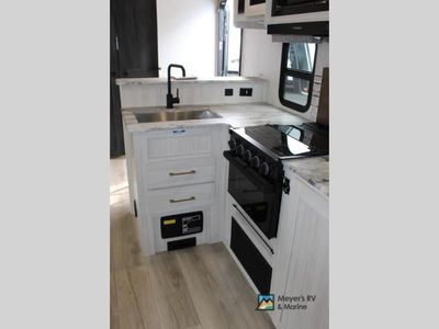 2024 Forest River RV Surveyor Legend - Photo 16