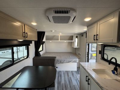 2026 Jayco Jay Flight SLX - Photo 8