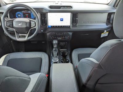 2026 Ford Bronco — photo 11 view