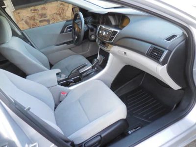 2013 Honda Accord — photo 10 view