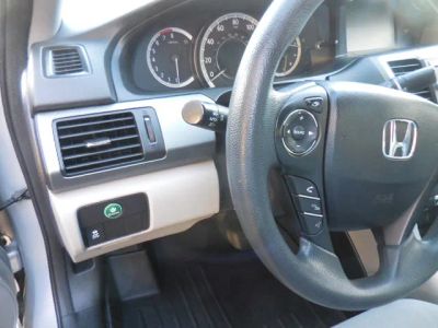2013 Honda Accord — photo 17 view