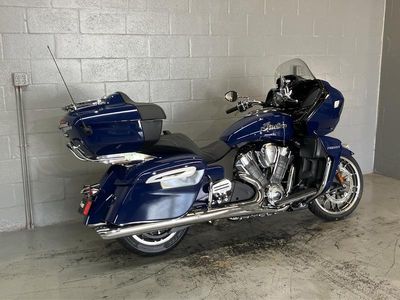 2025 Indian Motorcycle Pursuit Limited Springfield Blue - Photo 9
