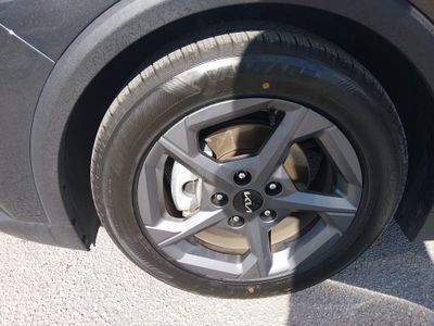 2025 Kia K4 - Photo 10