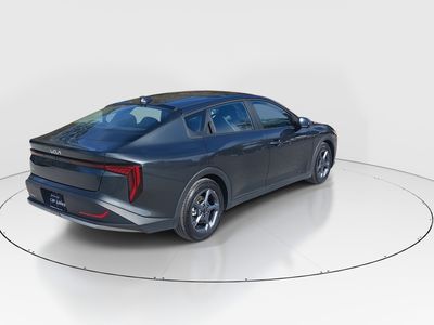 2025 Kia K4 - Photo 7