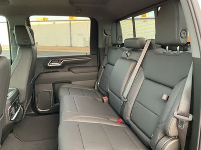 2026 GMC Sierra 2500HD — photo 13 view