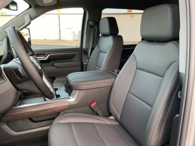 2026 GMC Sierra 2500HD — photo 9 view