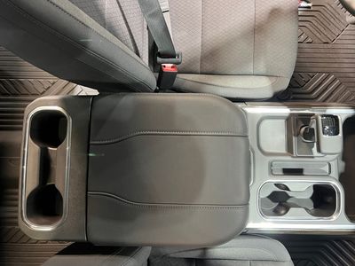 2026 Chevrolet Silverado 1500 — photo 11 view
