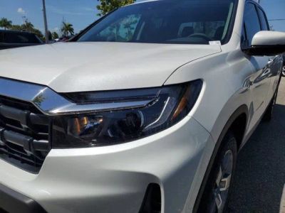 2026 Honda Ridgeline — photo 9 view