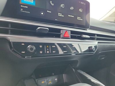 2026 Kia Sorento — photo 17 view