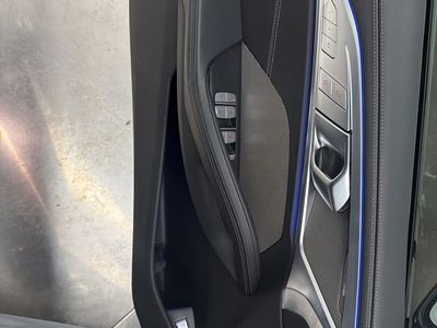 2022 BMW 8 Series - Photo 18
