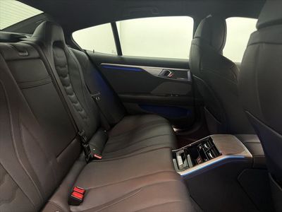 2022 BMW 8 Series - Photo 27