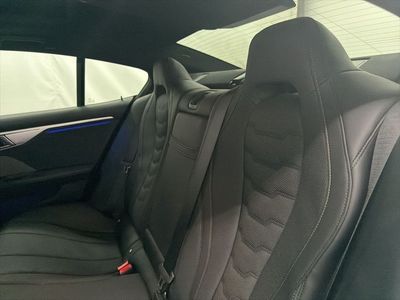 2022 BMW 8 Series - Photo 20