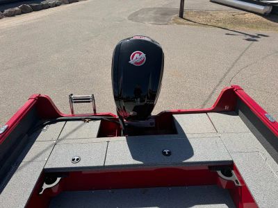 2026 Lund 1800 Explorer Sport — photo 17 view