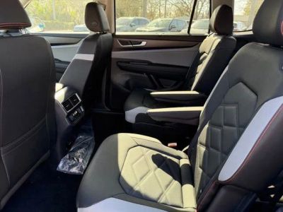 2026 Volkswagen Atlas — photo 7 view