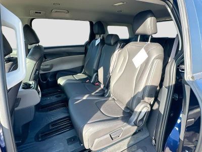 2026 Kia Carnival — photo 24 view