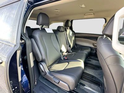 2026 Kia Carnival — photo 28 view
