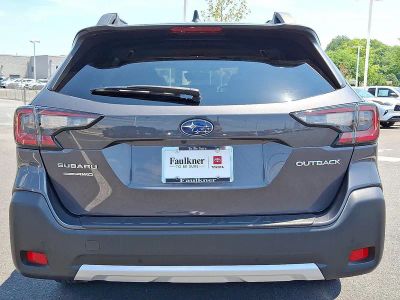 2023 Subaru Outback — detail view