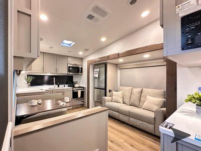 2026 Alliance RV Avenue All-Access - Photo 12