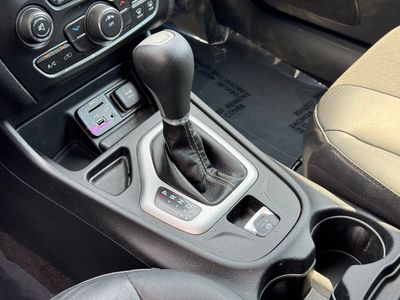 2018 Jeep Cherokee Latitude Plus — photo 21 view