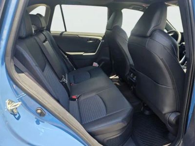 2023 Toyota RAV4 Hybrid — photo 17 view