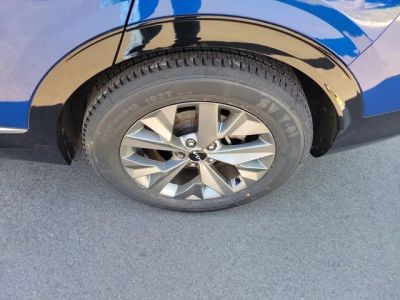 2023 Kia Sportage — photo 7 view