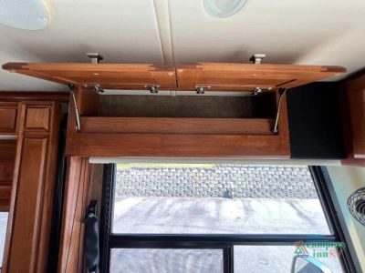 2014 Tiffin Motorhomes Allegro Breeze — photo 26 view