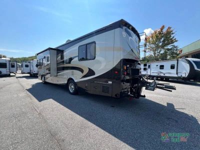 2014 Tiffin Motorhomes Allegro Breeze — detail view